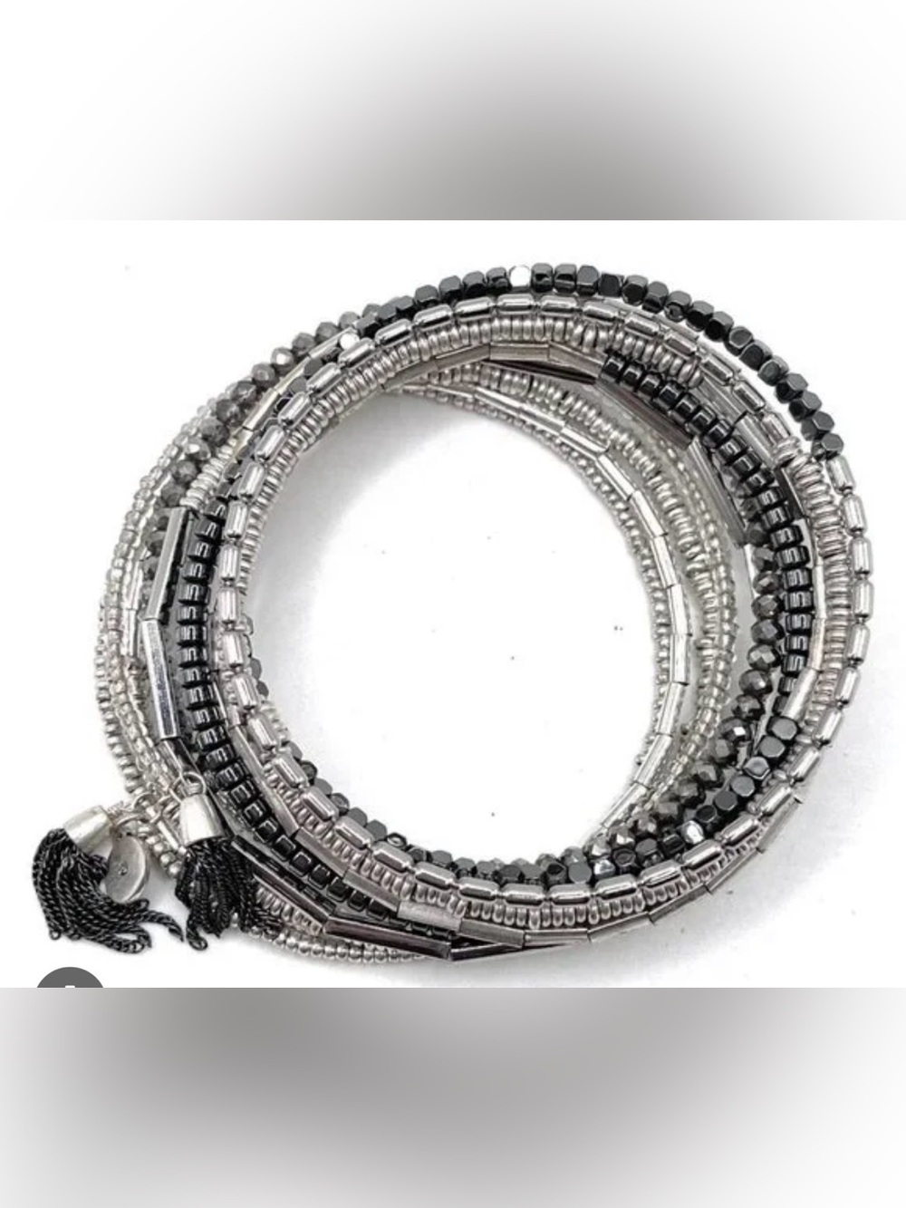 🩶 Stella & Dot 🩶 EUC 🩶 Celine Gray Beaded Coil Bracelet